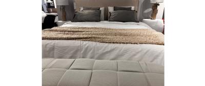 Simpul White Beige